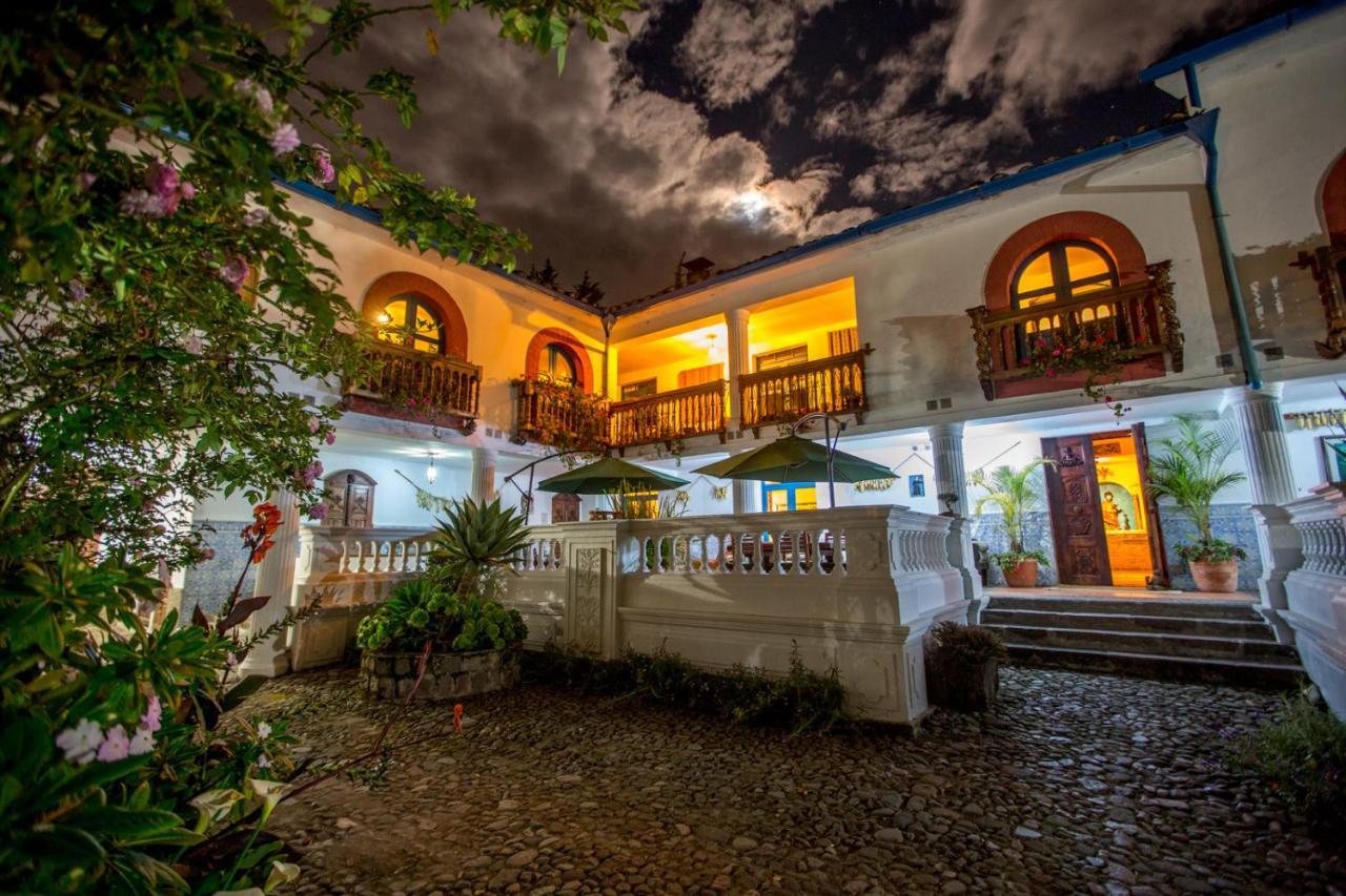 Hotel Hacienda Cusin Otavalo Esterno foto