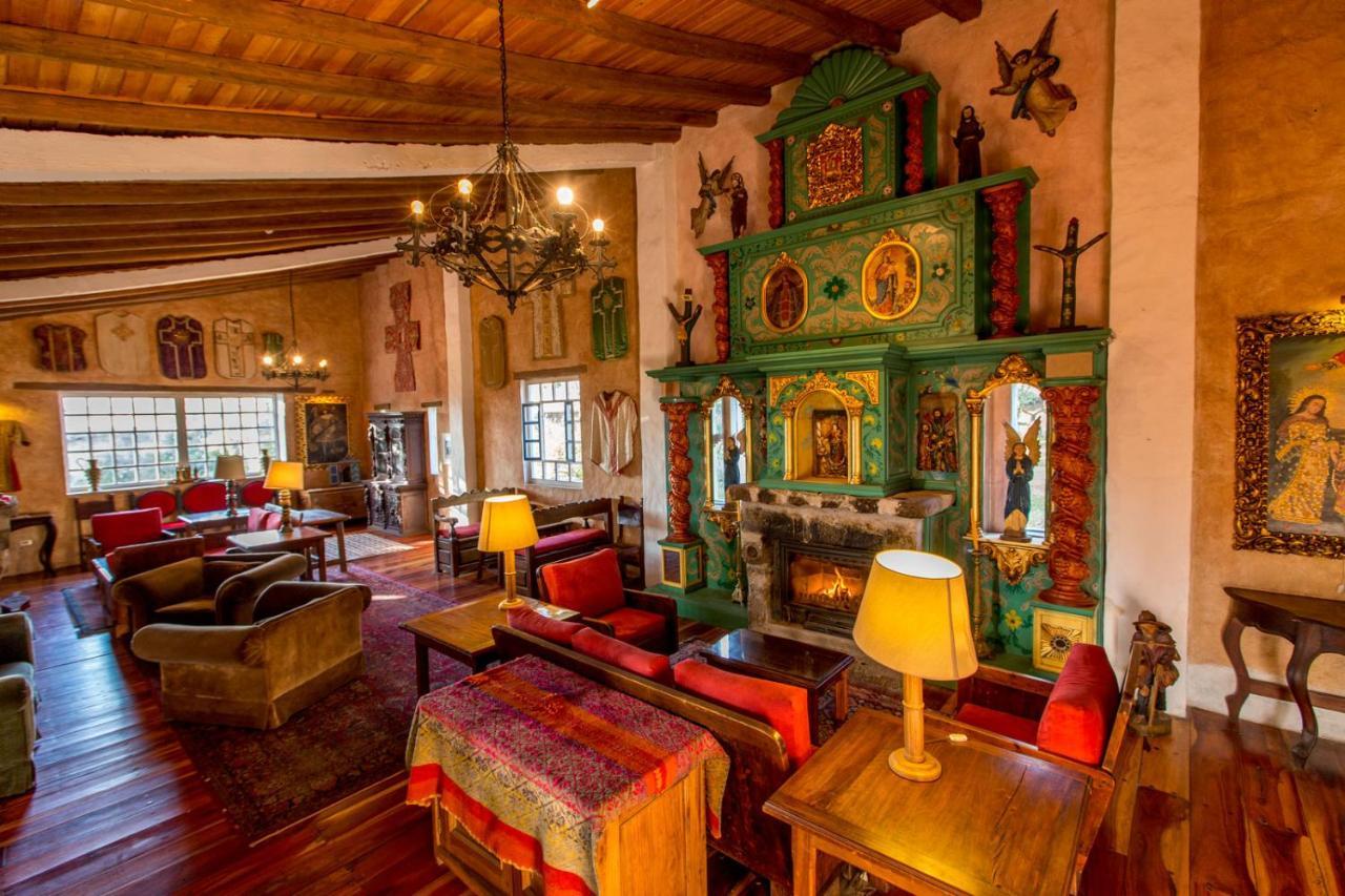Hotel Hacienda Cusin Otavalo Esterno foto